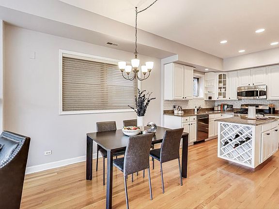 5th image of 3626 N Damen Ave #2