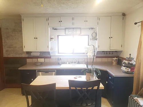 604 Weis St Photo 1
