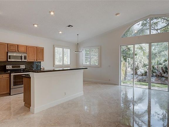 2nd image of 3572 Canary Palm Ct
