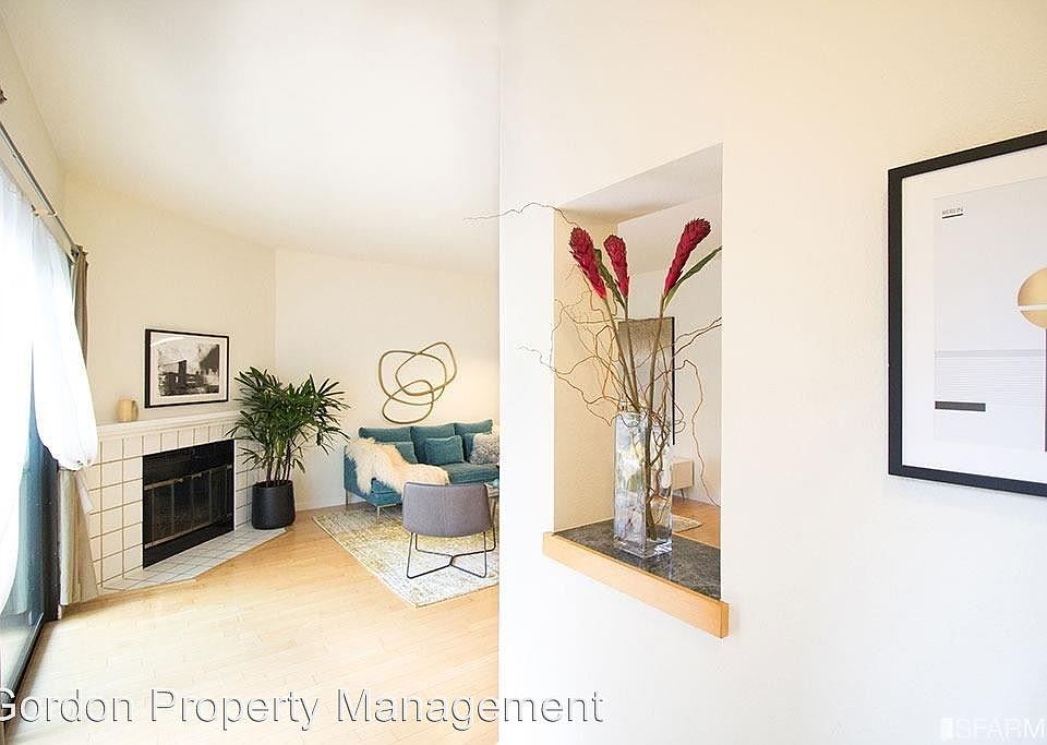 1st image of 1500 Steiner St APT 9