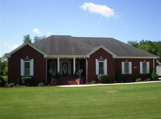 220 Kelsey Lynn Ln, Huntsville, AL 35806