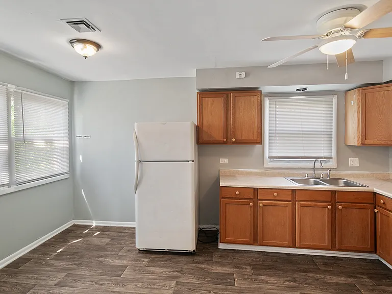 444 W Hickory St #2A — Photo 4