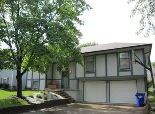16305 W 126th St, Olathe, KS 66062