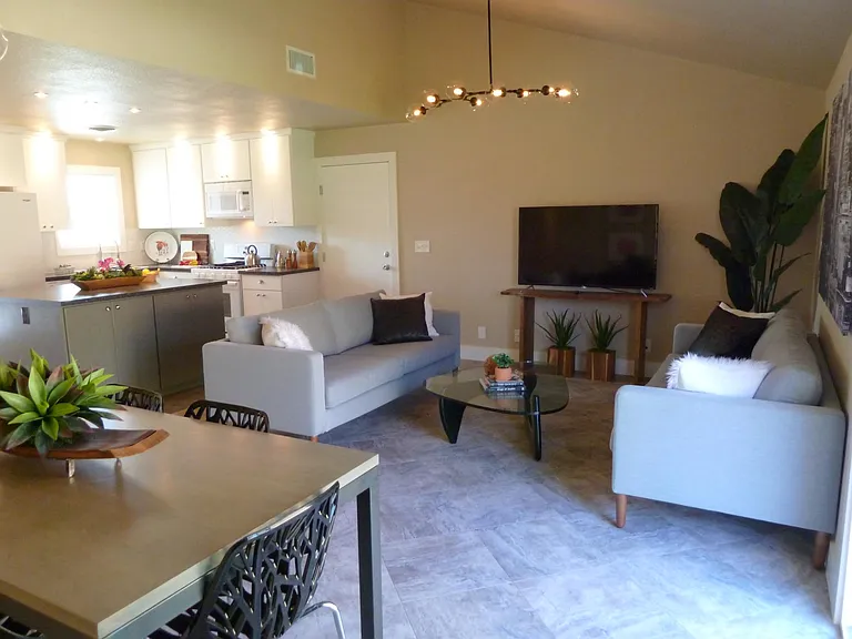 6802 La Salle Dr — Photo 13