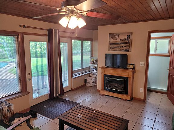 5th image of 6413 Freeport Dr