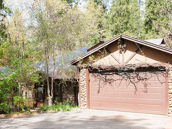 3rd image of 4889 Cedar Dr