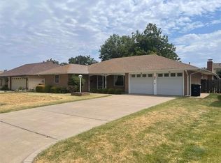 3219 W Cherokee Ave, Enid, OK 73703