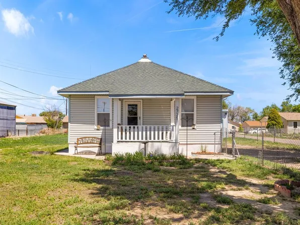 2725 Gore Rd, Pueblo, CO 81006
