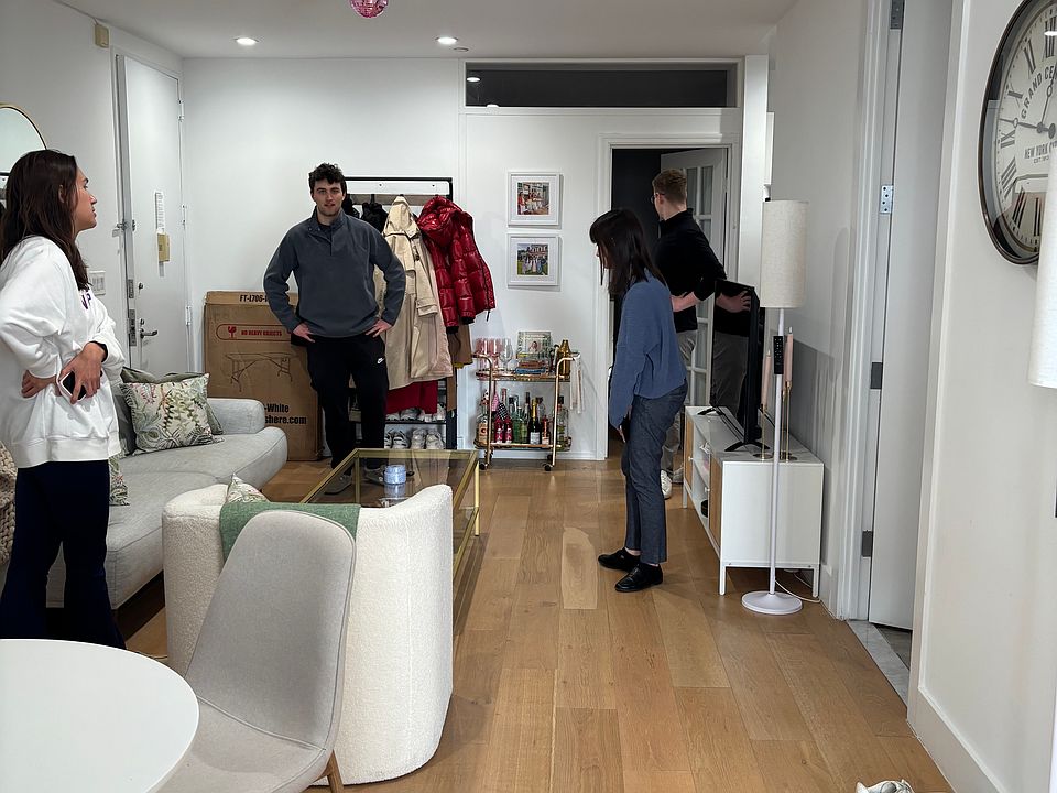 1st image of 86 Nassau St #7