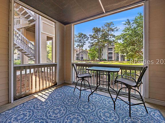 4th image of 380 Marshland Rd APT A12