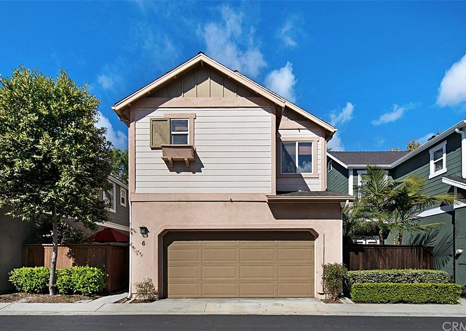 1st image of 6 Bluff Cove Dr