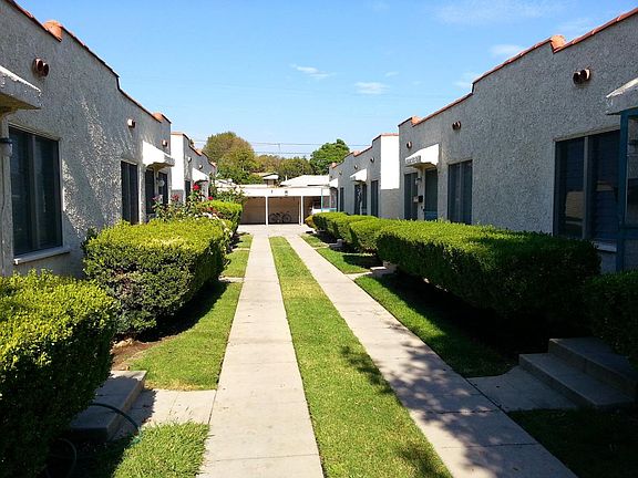 2nd image of 3043 1/2 Larga Ave