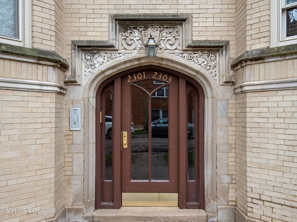 1st image of 2301 W Rosemont Ave #6