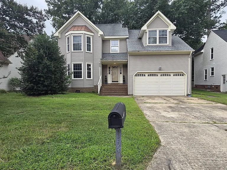 553 Broad Bend Cir — Photo 1
