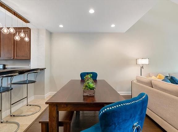 2nd image of 19442 Sunray Ln Unit 204