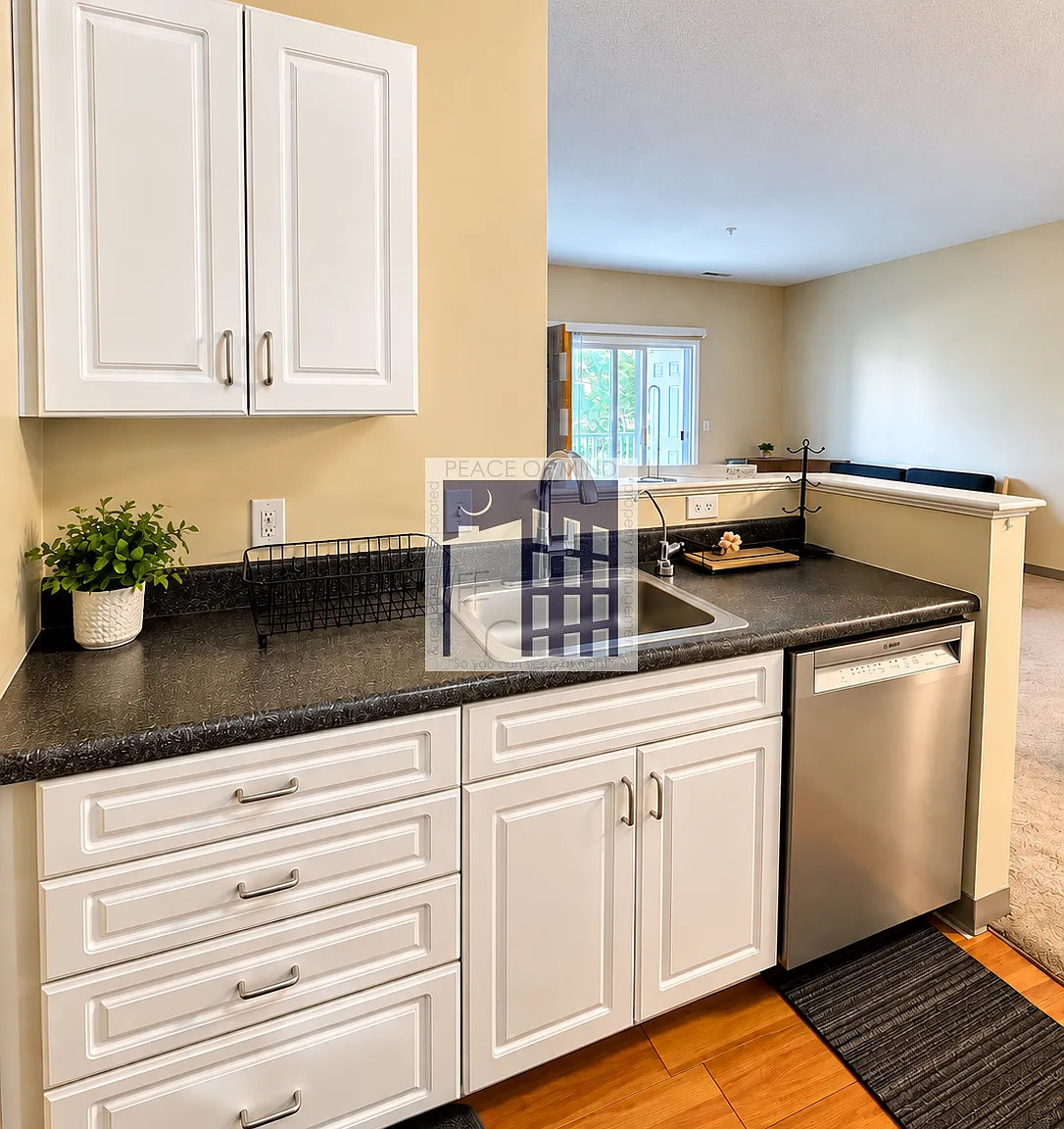 1 BR Condo in Riverhaven available ONLY $1,500 — Photo 4