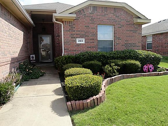 2nd image of 203 Angelina Dr
