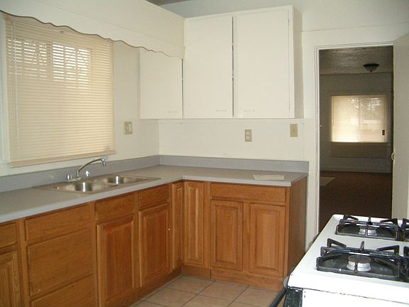 4th image of 1616 96th Ave