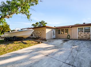 3570 S 57th Ave, Greenacres, FL 33463