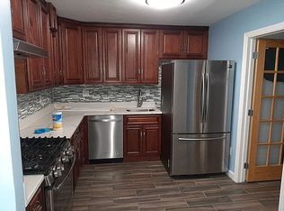 24-20 31st St #1F, Astoria, NY 11102