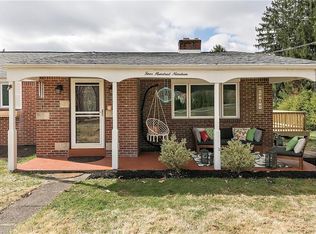 419 Vineyard Dr, Gibsonia, PA