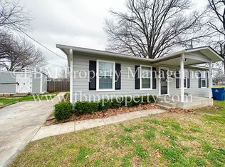 111 Oaklawn Dr, Corsicana, TX 75110