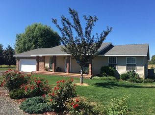 8106 Bachelorview Dr, Yakima, WA