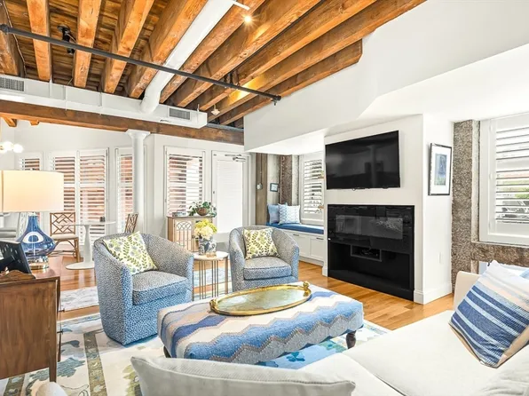 343 Commercial St Unit 104, Boston, MA 02109