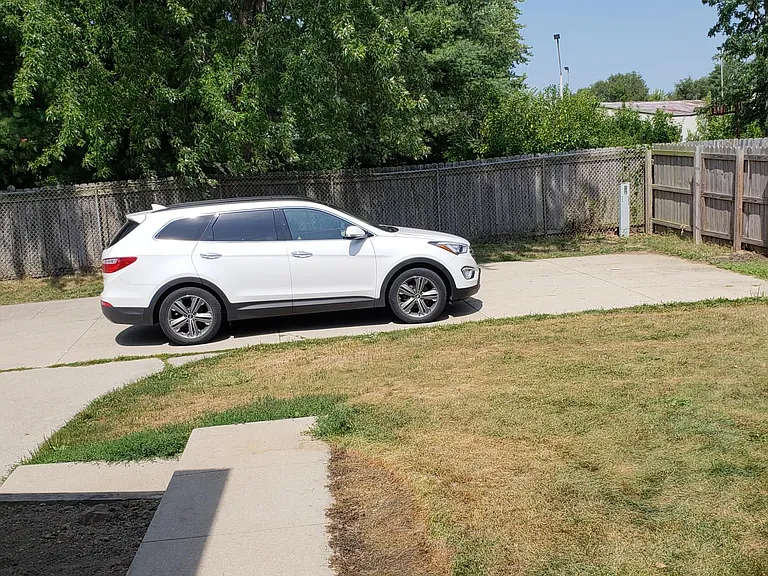 Front yard and additional parking spaces