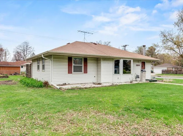 8800 Chicago Ave S, Bloomington, MN 55420