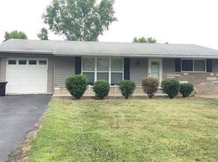 11919 Barkman Dr, Saint Louis, MO 63146