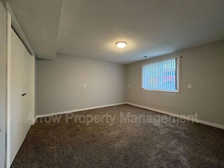 520 N 4th St #8 — Photo 5