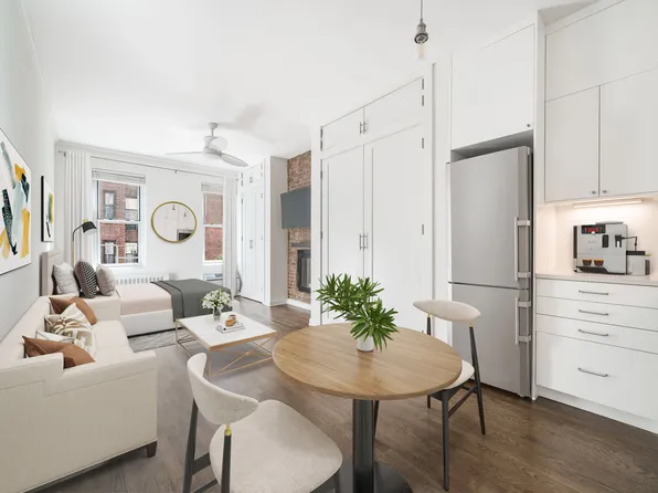 238 East 84th Street image 1 of 13