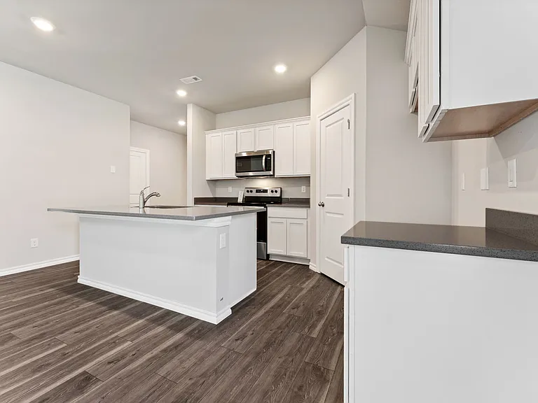 602 W Cattleman Ct — Photo 11