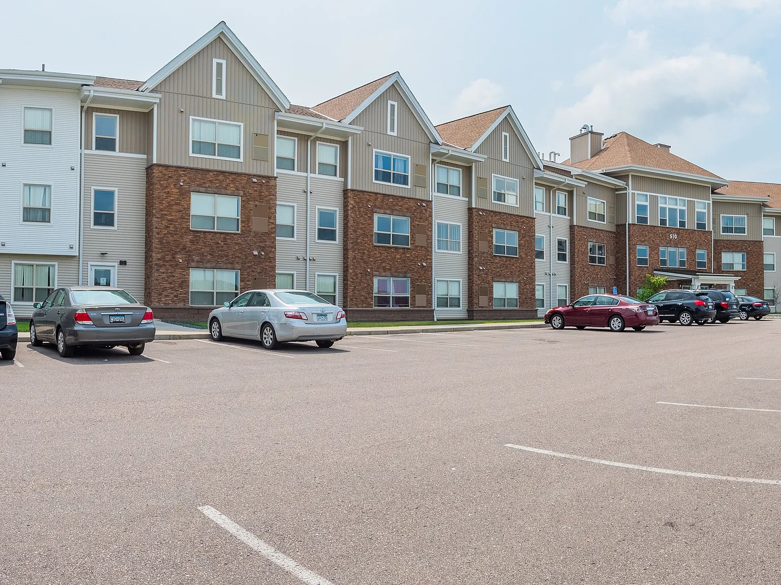 Rosa Place II — Photo 3