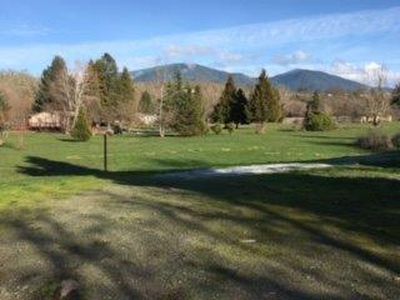 1236 Merlin Rd, Grants Pass, OR, 97526