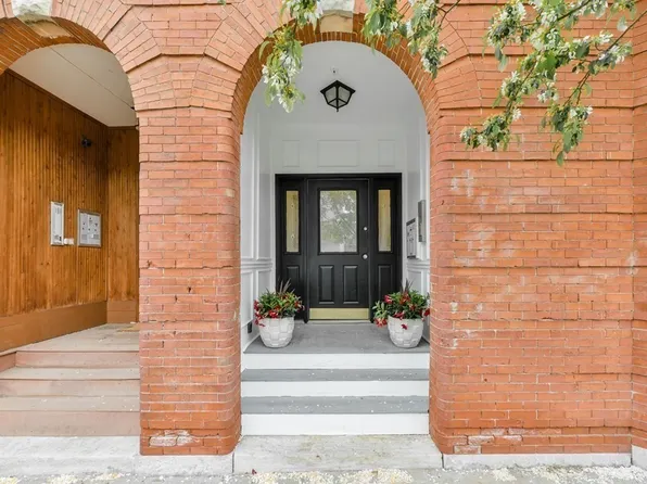 11 Mark St #2, Jamaica Plain, MA 02130