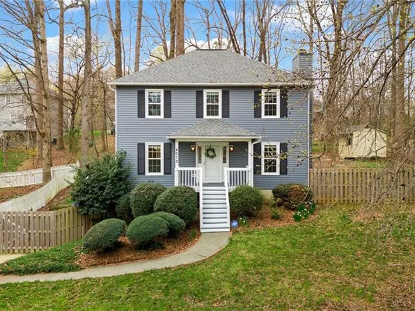 4012 Briar Glen Ct, Winston Salem, NC 27127