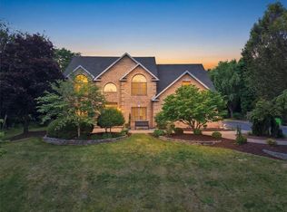 831 Colonna Ln, Nazareth, PA 18064