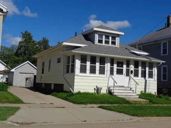 844 Frederick St, Oshkosh, WI 54901