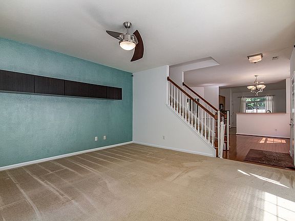 5th image of 932 Lambourne Ln