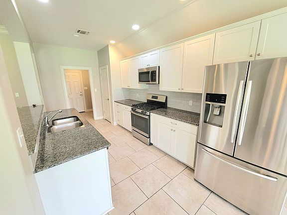 4th image of 3453 Grand Cane Ln