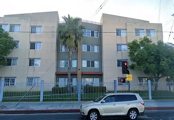 2nd image of 6050 S Western Ave #12029