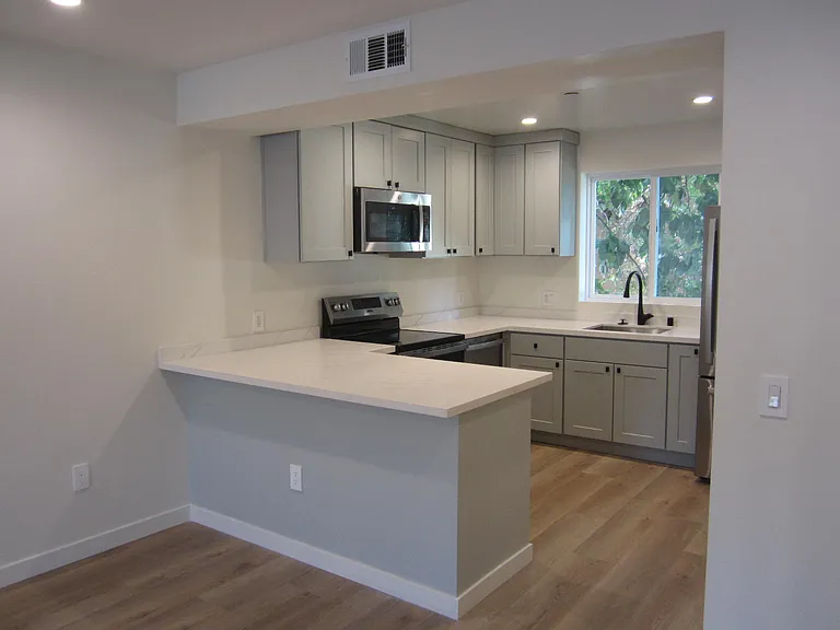 14747 Friar St #3 — Photo 12