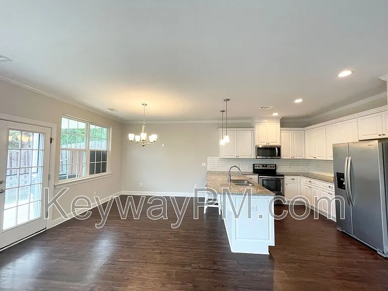 1206 Cobblefield Dr — Photo 5