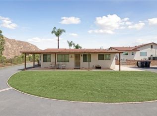 10374 Lake Summit Dr, Moreno Valley, CA 92557
