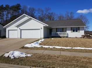 921 Packer Dr, Holmen, WI 54636