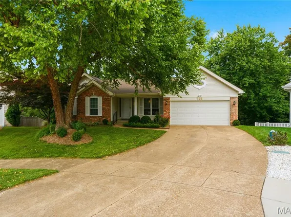 708 Arbor Crest Way, Ballwin, MO 63021