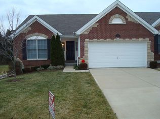 744 River Glen Dr, O'Fallon, MO 63368