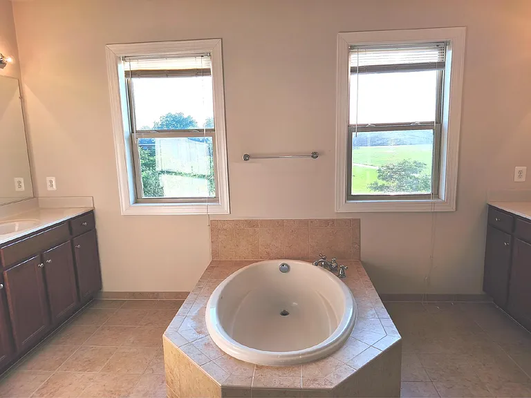 20792 Exchange St — Photo 24